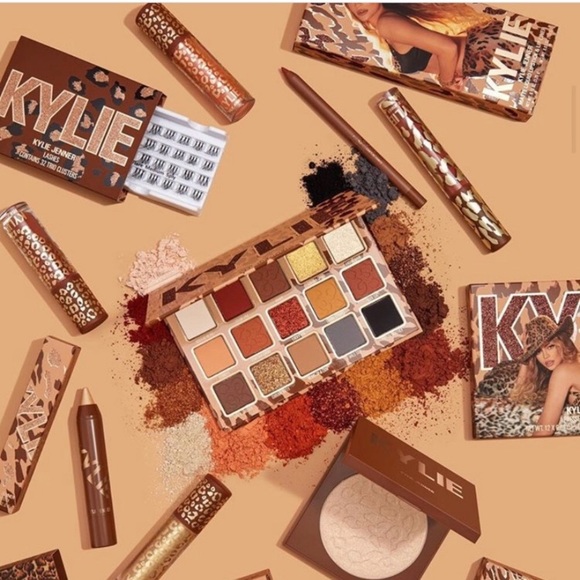 BNIB Limited Edition 4pc High Gloss Set - Picture 15 of 15